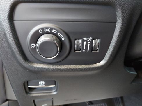 New 2026 Jeep Grand Cherokee Laredo X RWD image 27