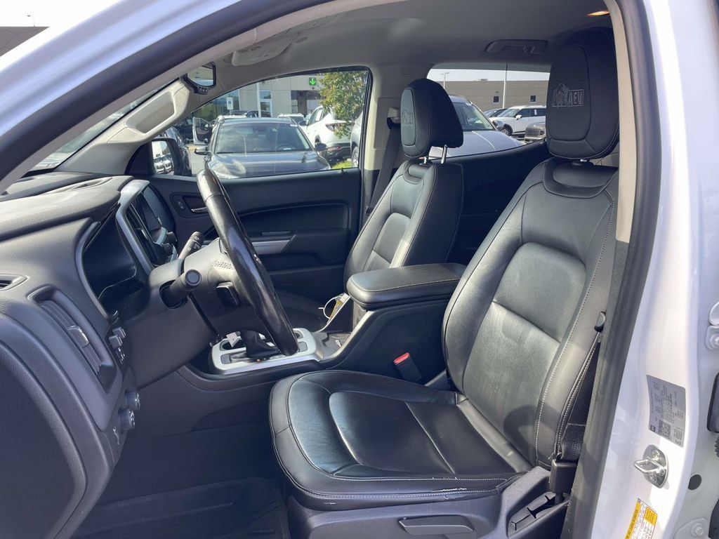 Used 2022 Chevrolet Colorado ZR2 w/ Colorado ZR2 Bison Edition AWD/4WD image 17