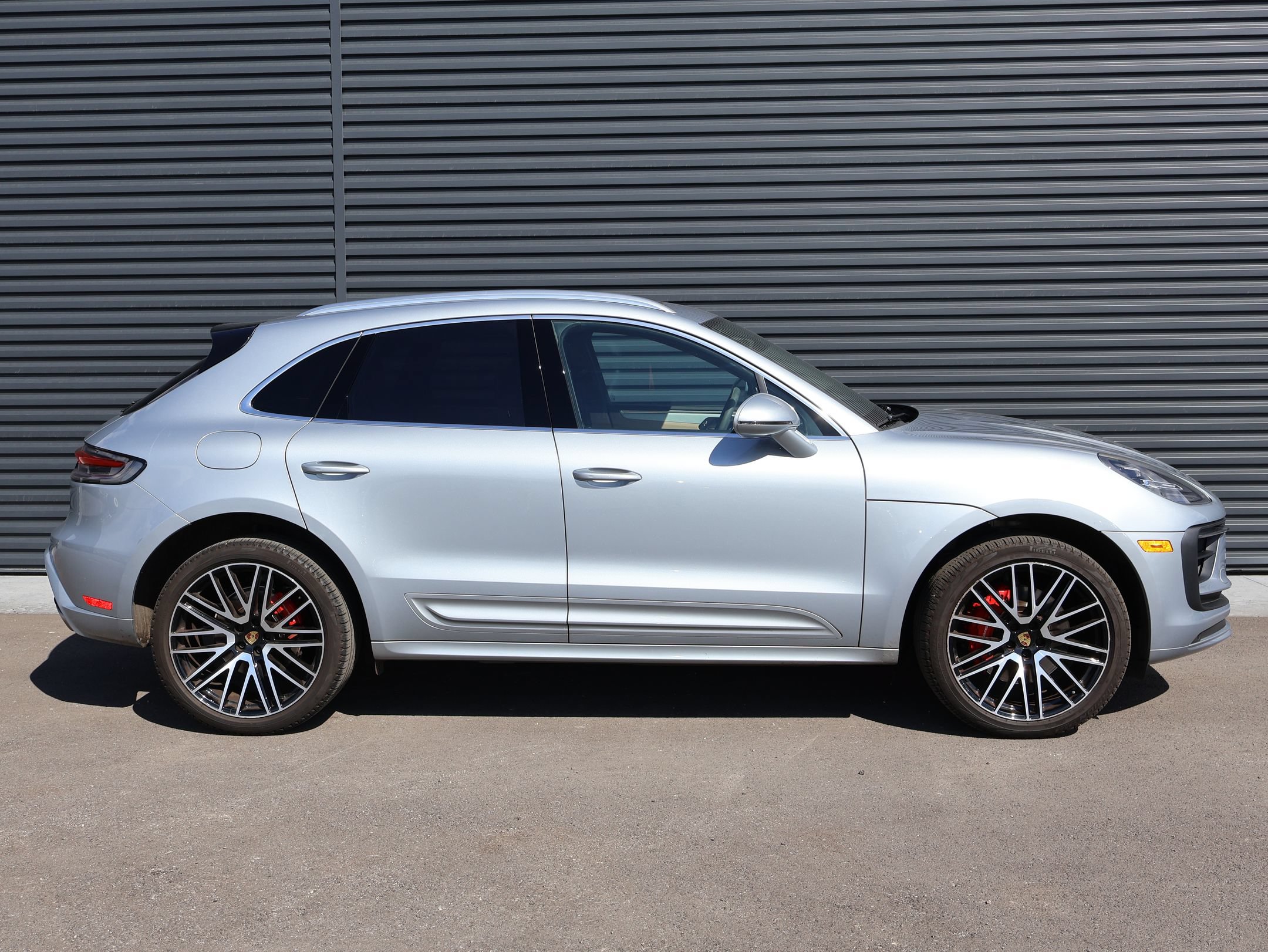 Used 2024 Porsche Macan S AWD/4WD image 10