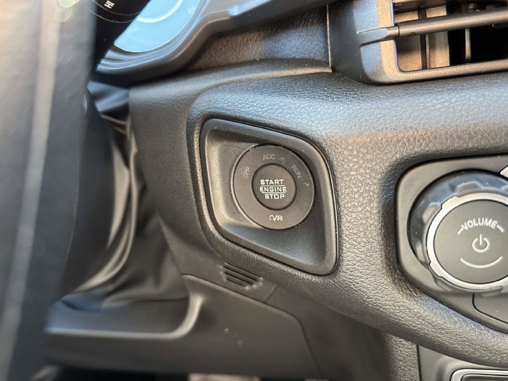 Used 2026 Jeep Wrangler Unlimited Sport AWD/4WD image 31