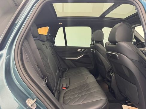 Used 2025 BMW X5 xDrive40i w/ Parking Assistance Package AWD/4WD image 20