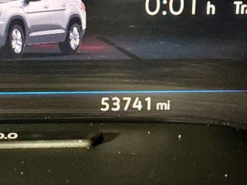 Used 2019 Volkswagen Atlas SEL Premium image 14