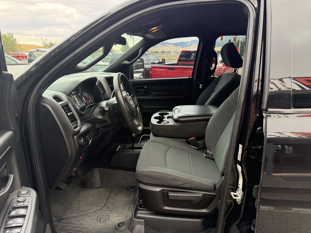 Used 2023 RAM 2500 Tradesman AWD/4WD image 11