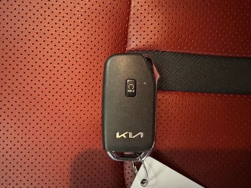 Used 2024 Kia K5 GT-Line w/ GT-Line Premium Package AWD/4WD image 17