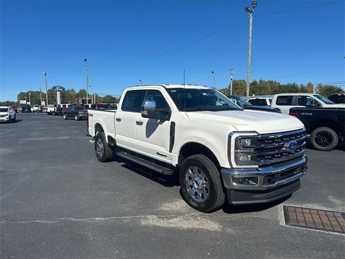 New 2026 Ford F350 Lariat w/ Chrome Package image 3