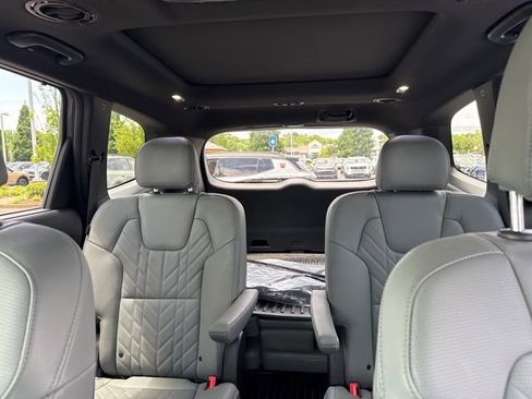 Used 2024 Kia Telluride SX X-Pro AWD/4WD image 10
