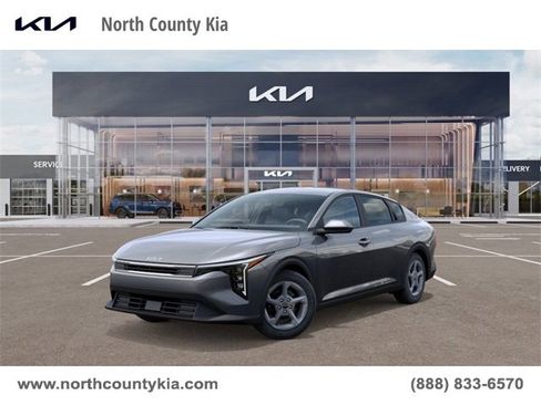 New 2025 Kia K4 LXS image 1