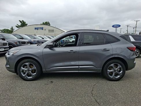 Certified 2023 Ford Escape ST-Line w/ Tech Pack #1 AWD/4WD image 7