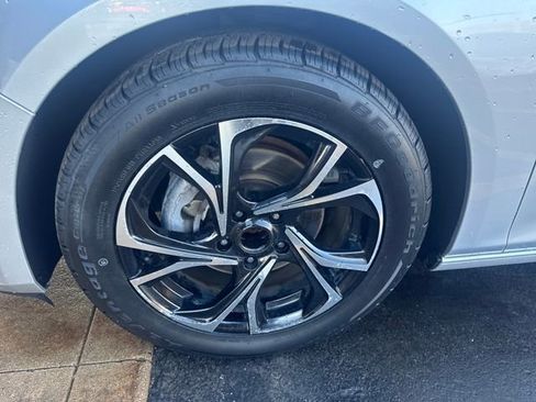 Used 2016 Chevrolet Malibu LT image 23