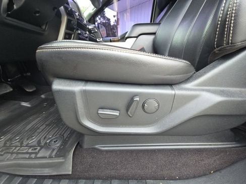 Used 2019 Ford F150 Lariat image 23