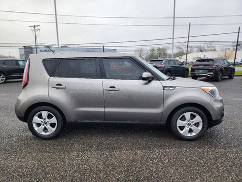 Used 2018 Kia Soul image 20