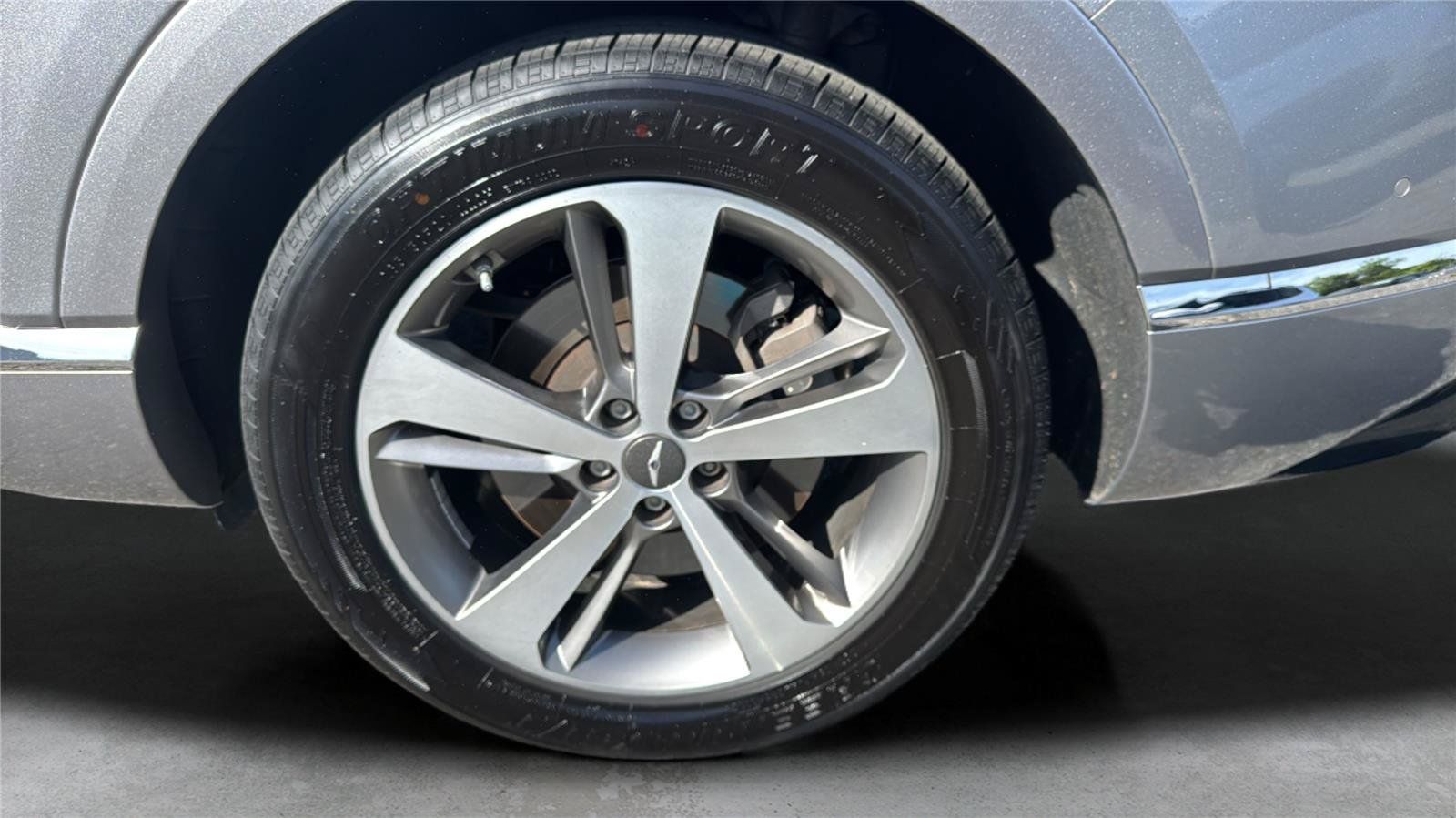 Used 2022 Genesis GV80 2.5T w/ Advanced Package 02 AWD/4WD image 27