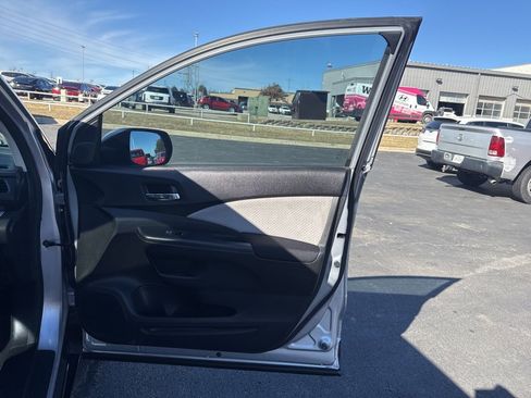 Used 2016 Honda CR-V EX image 30