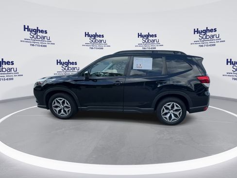 Certified 2023 Subaru Forester Premium AWD/4WD image 7