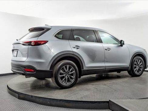 Used 2023 MAZDA CX-9 Touring image 8