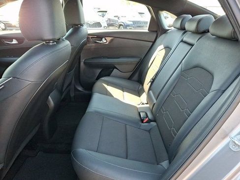 Used 2023 Kia Forte GT-Line FWD image 13