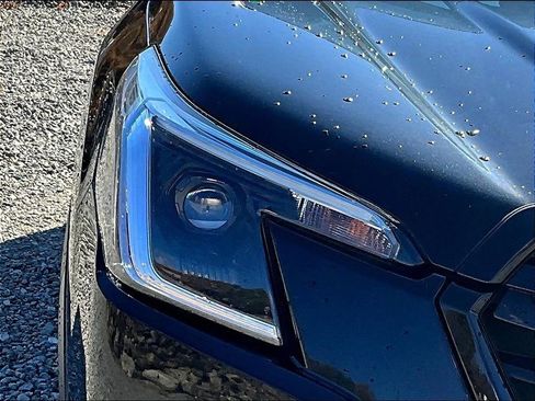 Used 2023 Subaru Forester Premium image 27