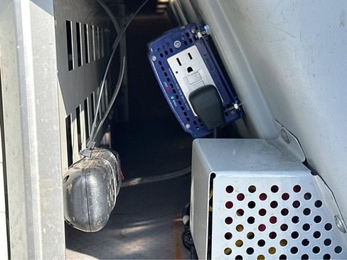 Used 2014 Ford Transit Connect XL image 39