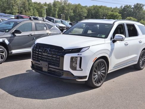 Used 2024 Hyundai Palisade Calligraphy AWD/4WD image 3