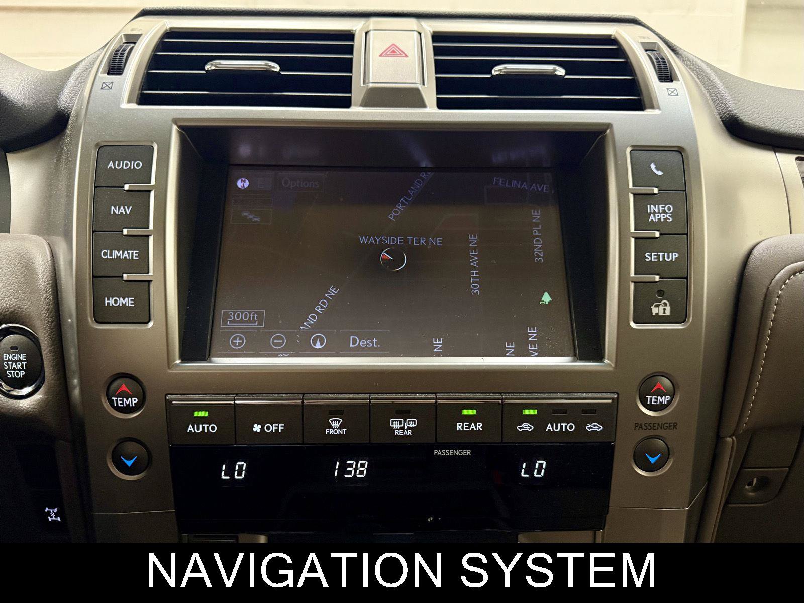Used 2016 Lexus GX 460 Luxury AWD/4WD image 32
