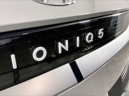 Used 2024 Hyundai Ioniq 5 SEL RWD image 7