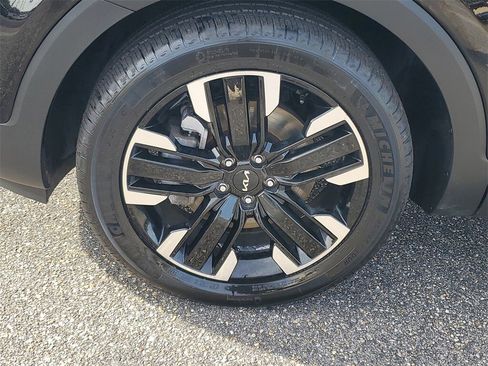 Used 2024 Kia Telluride SX image 33