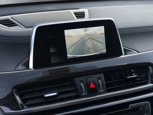 Used 2018 BMW X2 sDrive28i w/ Convenience Package image 22