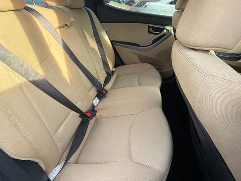 Used 2013 Hyundai Elantra GLS w/ Preferred Pkg image 16