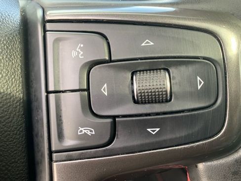 Used 2023 Chevrolet Suburban RST w/ Luxury Package image 29