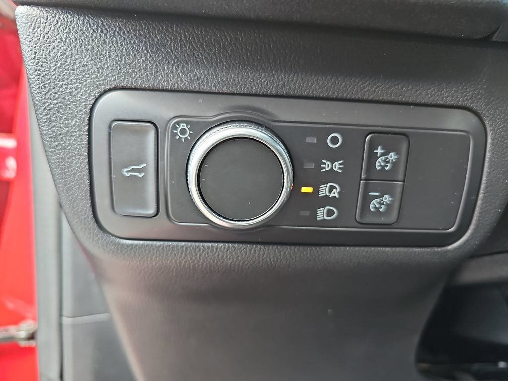 Used 2022 Ford Escape SE w/ Convenience Package FWD image 24