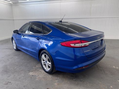 Used 2018 Ford Fusion SE w/ Fusion SE Technology Package image 7