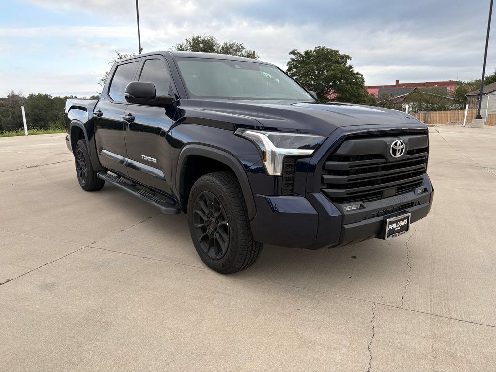 Used 2026 Toyota Tundra SR5 w/ SR5 Premium Package AWD/4WD image 2