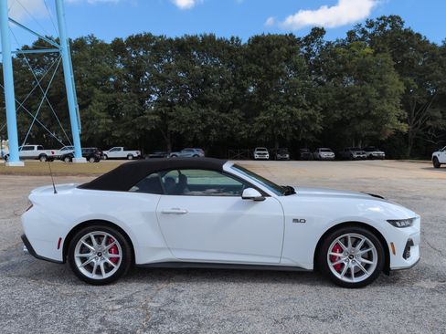 Certified 2024 Ford Mustang GT Premium RWD image 1