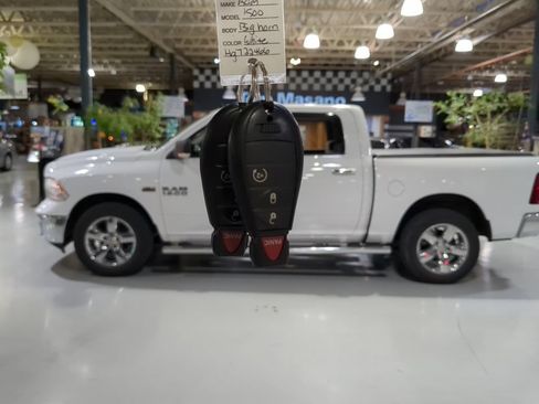 Used 2017 RAM 1500 Big Horn AWD/4WD image 4