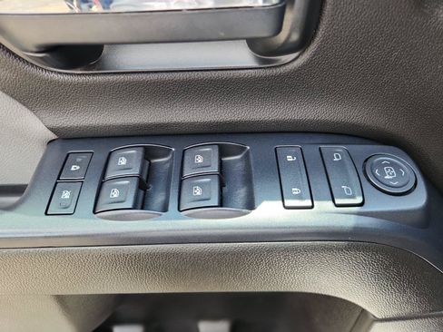 Used 2017 Chevrolet Silverado 1500 W/T AWD/4WD image 15
