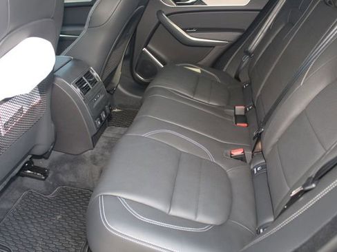 New 2026 Jaguar F-PACE R-Dynamic S image 5