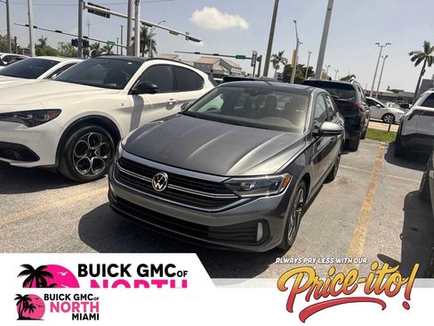 Used 2022 Volkswagen Jetta SEL FWD image 1