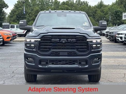 New 2026 RAM 2500 Laramie AWD/4WD image 32