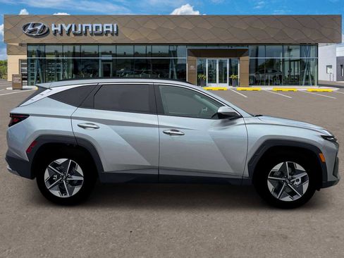 New 2026 Hyundai Tucson SEL FWD image 9