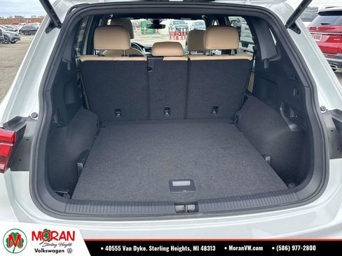 Used 2024 Volkswagen Tiguan SE R-Line AWD/4WD image 14