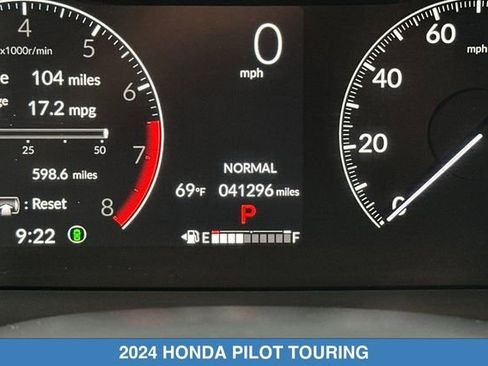 Certified 2024 Honda Pilot Touring image 30