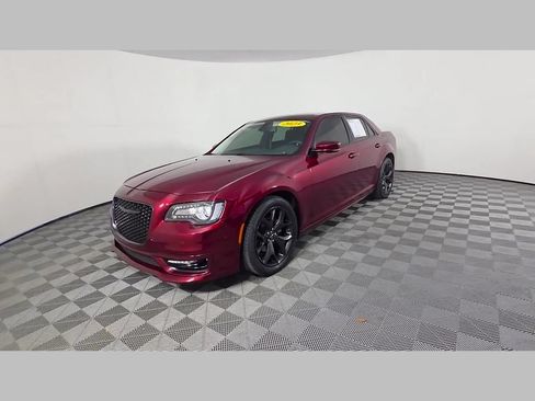 Used 2023 Chrysler 300 Touring L w/ Comfort Group RWD image 49