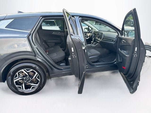 Certified 2023 Kia Sportage LX AWD/4WD image 31