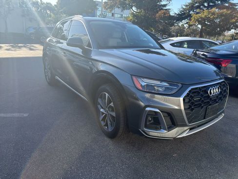 Used 2022 Audi Q5 2.0T Premium Plus image 1