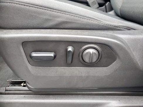 Certified 2020 Chevrolet Silverado 1500 LT w/ All-Star Edition image 21