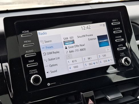 Used 2023 Toyota Camry SE image 18