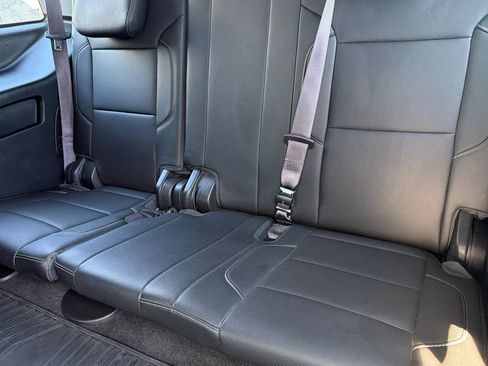 Used 2017 GMC Yukon SLT AWD/4WD image 15