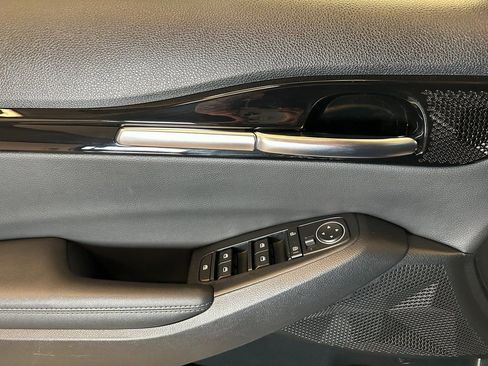 Used 2023 Kia Seltos EX image 19