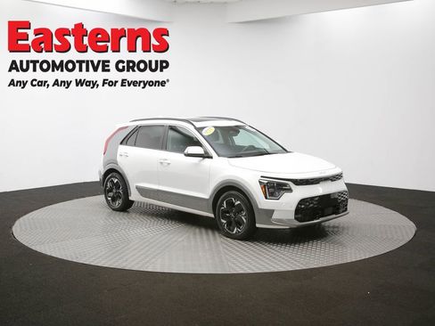 Used 2023 Kia Niro Wave FWD image 51