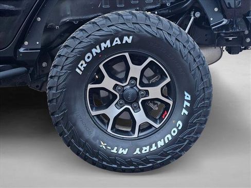 Used 2018 Jeep Wrangler Unlimited Sport AWD/4WD image 28